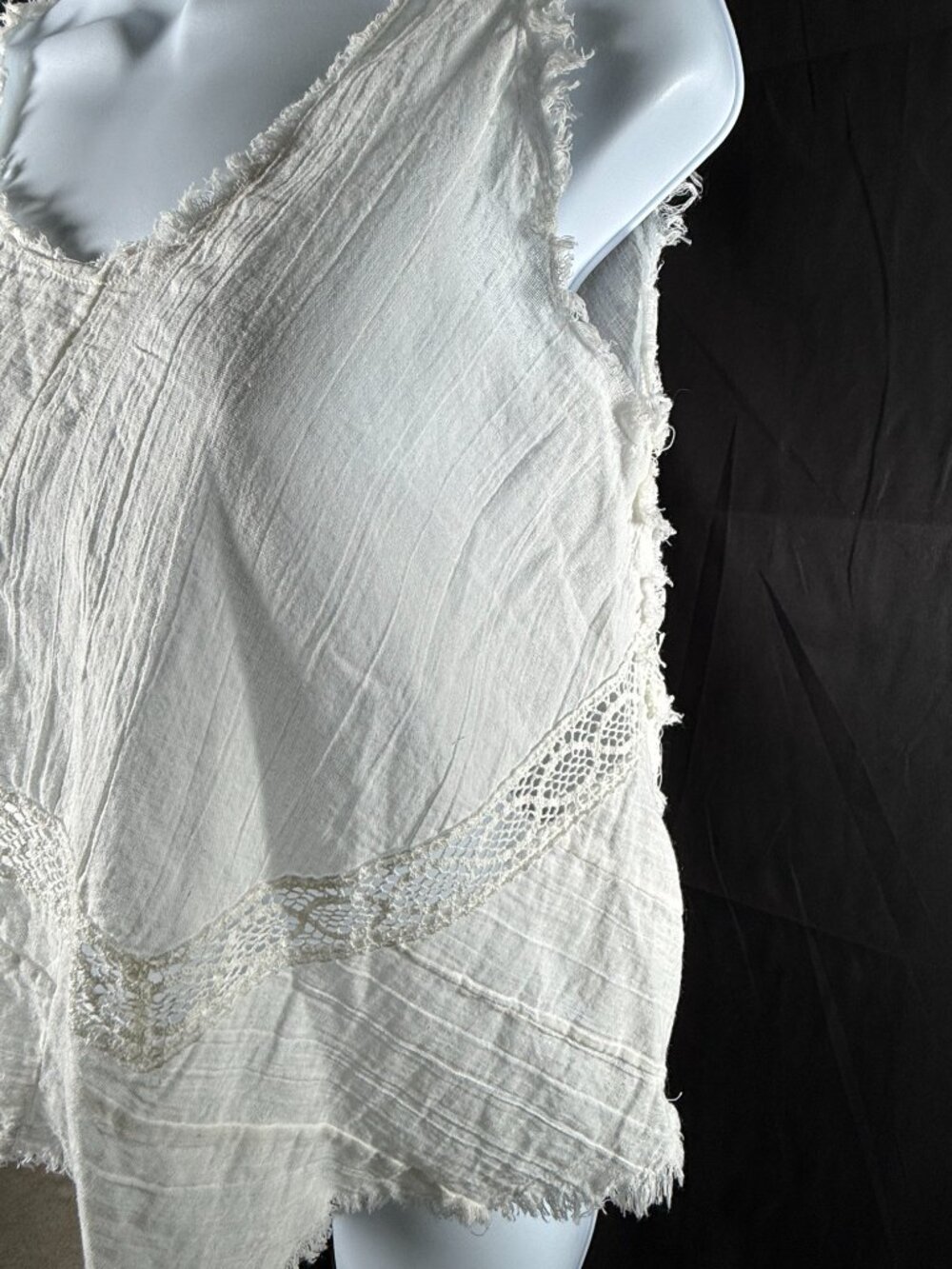 AMADO White Sleeveless Cotton Shirt NWT